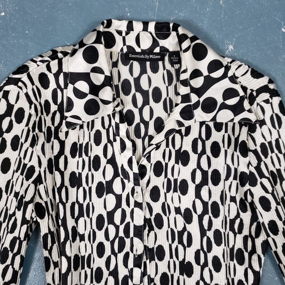 Vintage pleated blouse black white abstract ruffles 3/4 sleeve button down - Picture 7 of 8